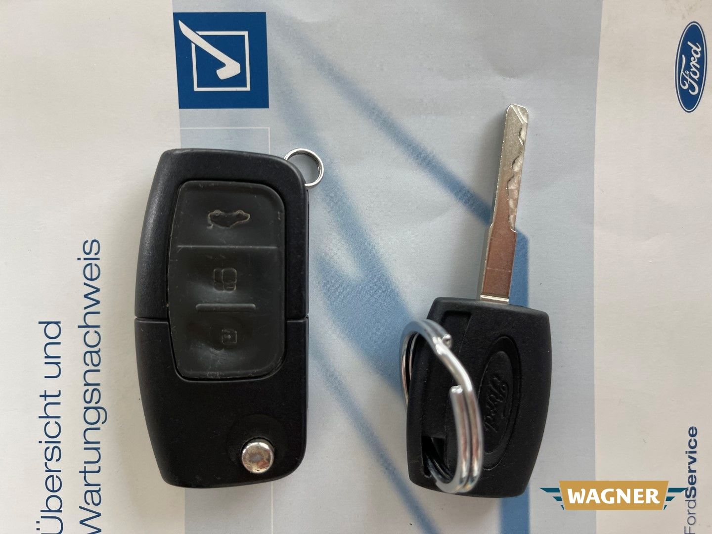Fahrzeugabbildung Ford C-Max 1-Hand Top Zustand Ghia SHZ  Klima