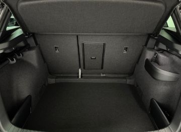 Fahrzeugbestand 30 Skoda Karoq Sportline 1.5 Matrix+AHK+Panodach+Kamera