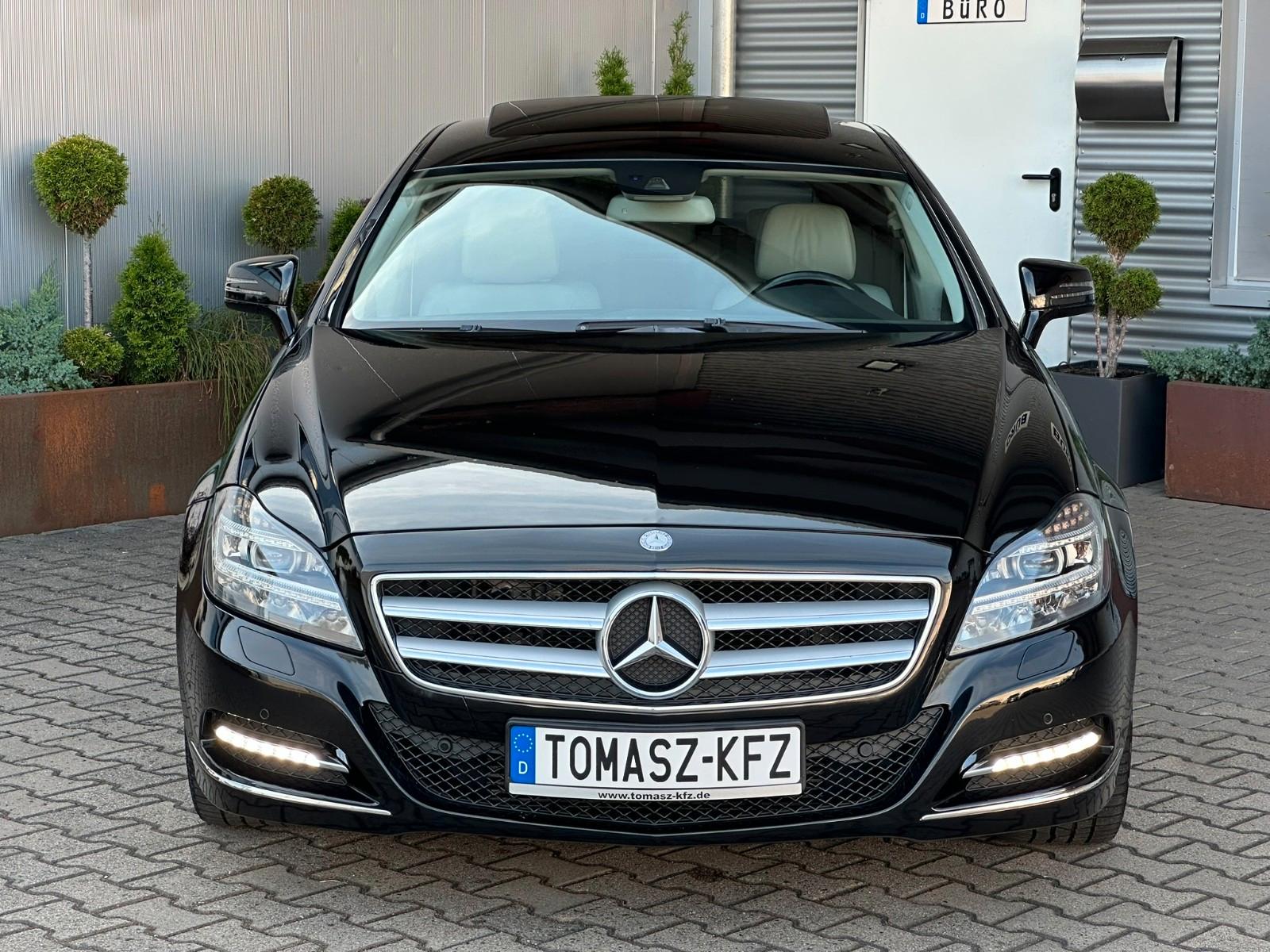 Mercedes-Benz CLS Shooting Brake 350 CDI V6 265 ch BVA 4Matic / Cuir / Sièges massants / Toit ouvrant / Suspension pneumatique