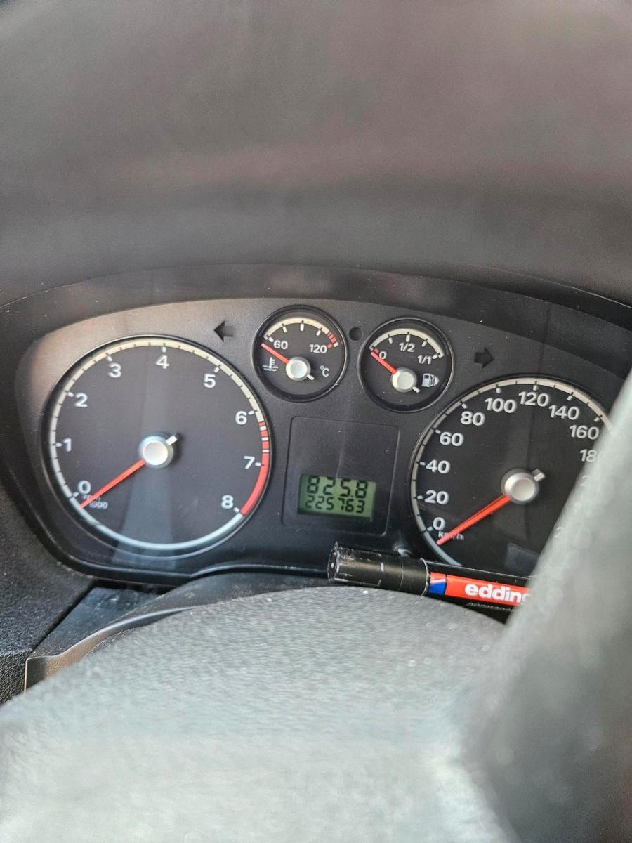 Ford Focus 2005 — photo 5