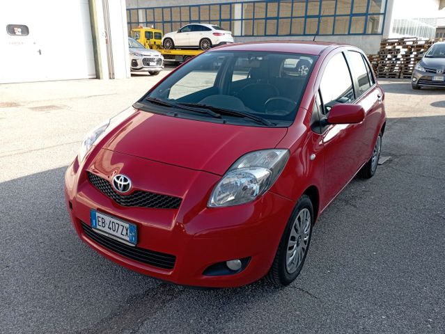 Toyota Yaris 1.3 5 porte Sol NEOPATENTATI OK