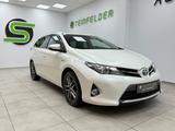 Toyota Auris 1.8 Touring Sports Hybrid Edition/AUT/NAVI - Toyota Auris Touring Sports: Automatik