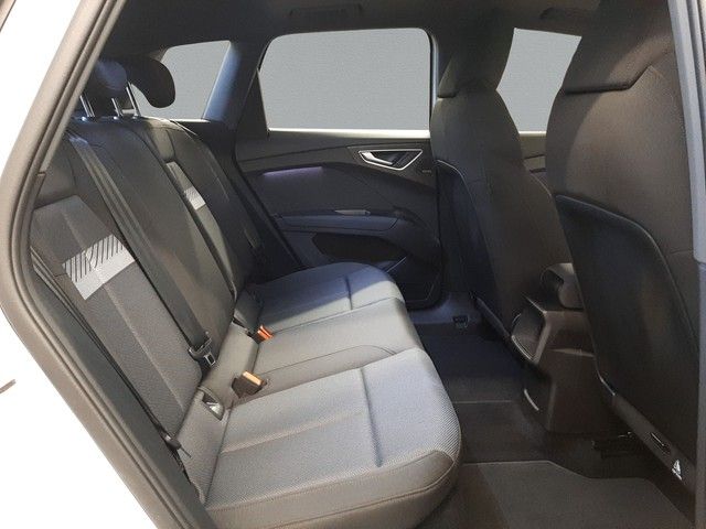 Fahrzeugabbildung Audi Q4 e-tron 40 advanced PANO Navi Matrix SONOS