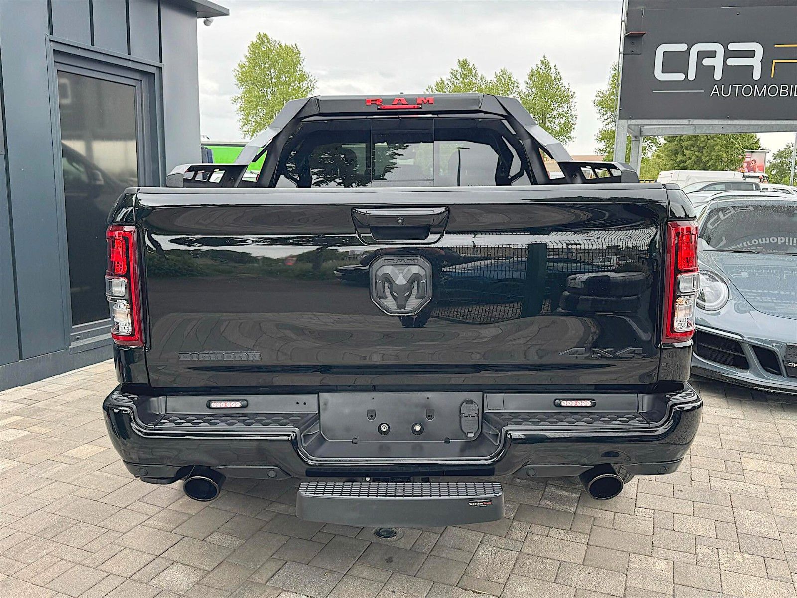 Fahrzeugabbildung Dodge RAM 5.7 V8 HEMI SPORT NIGHT Offroad 4x4 LED