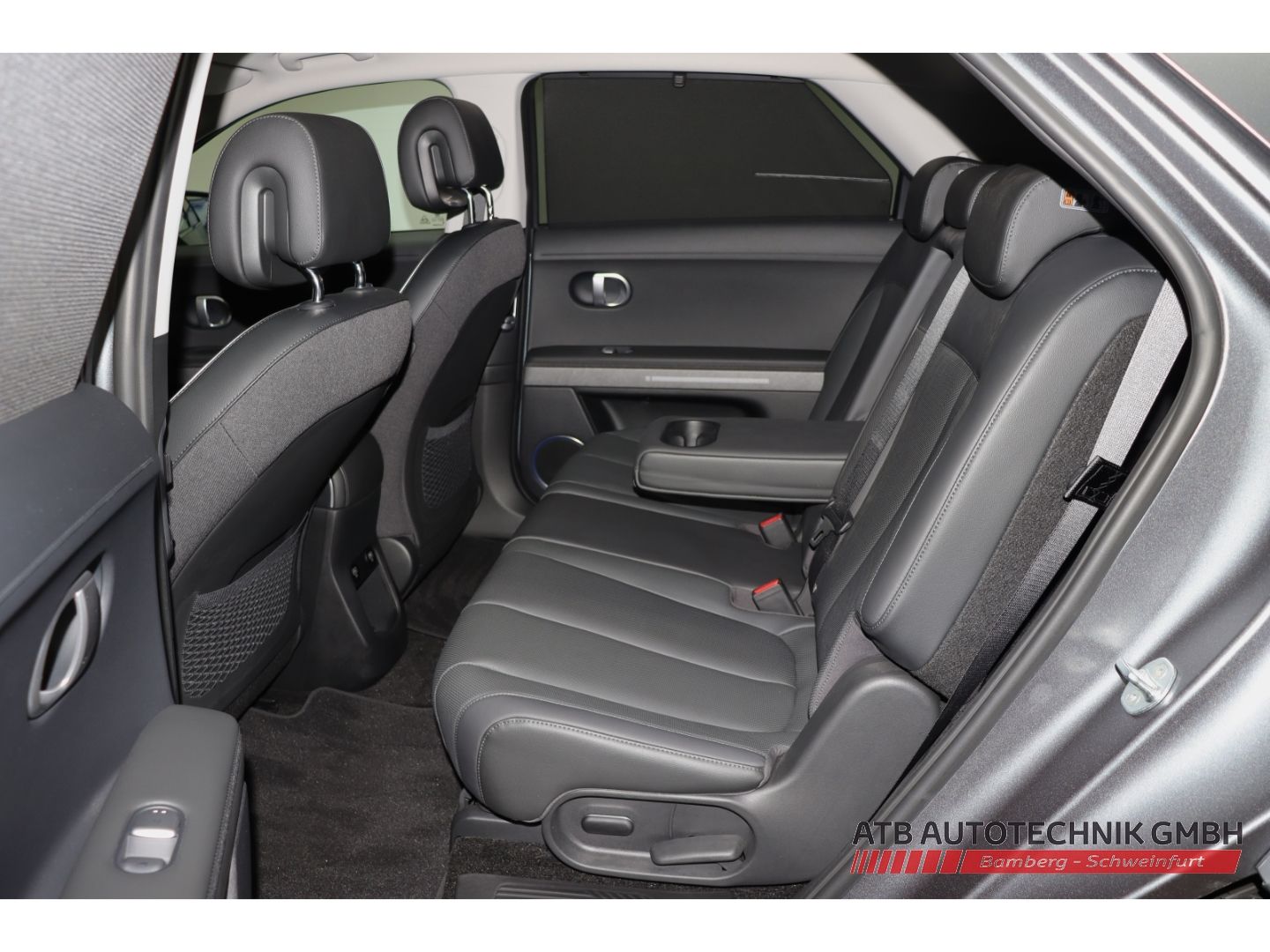 Fahrzeugabbildung Hyundai IONIQ 5 72,6 kWh UNIQ 98,2% SOH HUD El. Fondsitz