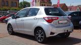 Toyota Yaris 1.5 Team D Navi Kamera AHK Sitzheizung USB - Toyota Yaris mit Benzin-Antrieb