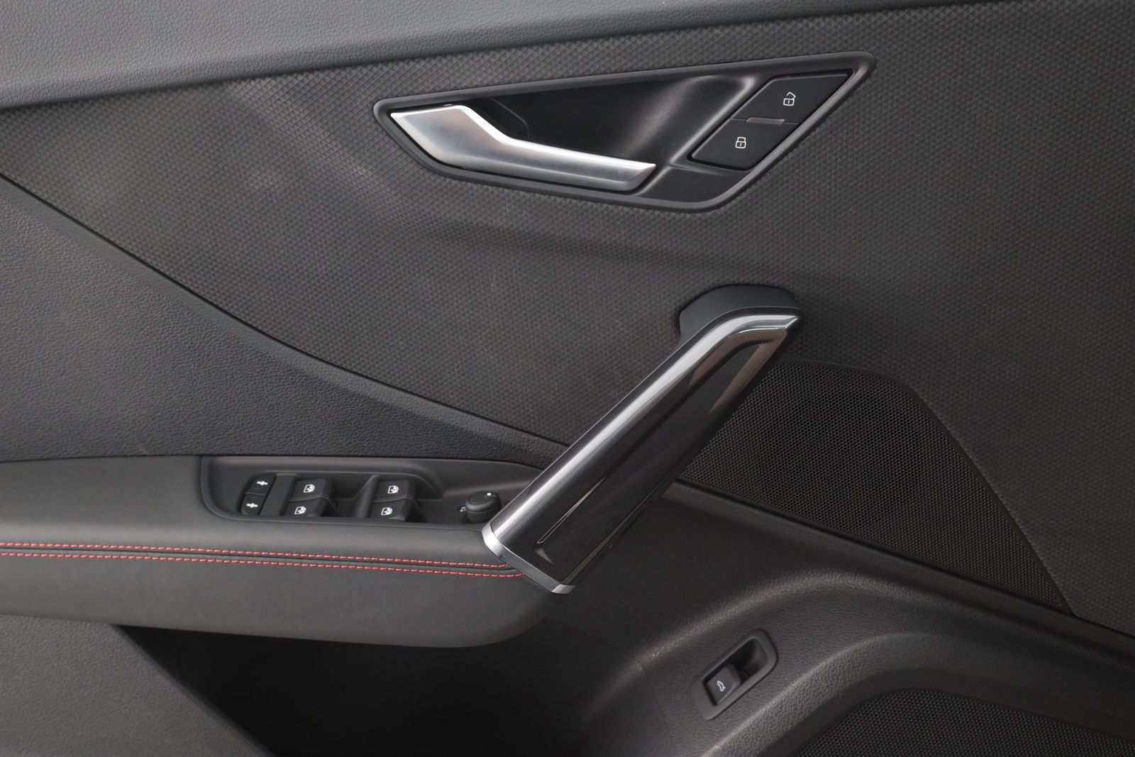 Audi SQ2 - Bild 17