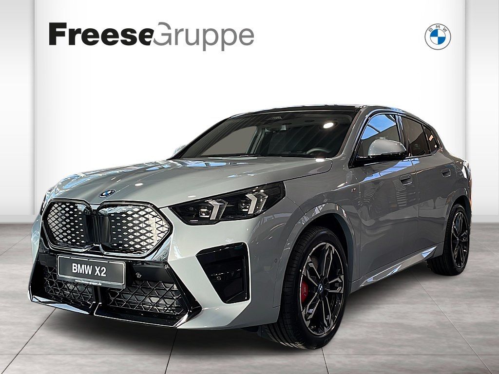 BMW iX2 xDrive30