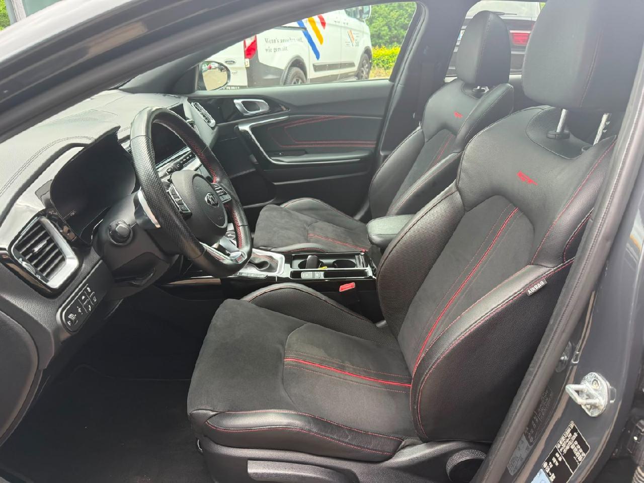 Kia ProCeed GT