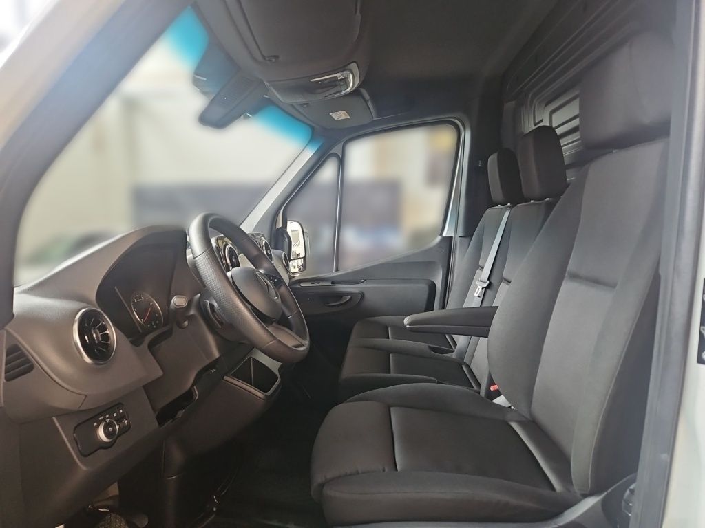 Fahrzeugabbildung Mercedes-Benz Sprinter 317 Kasten PRO L2H2 Schwingsitz Nav RFK