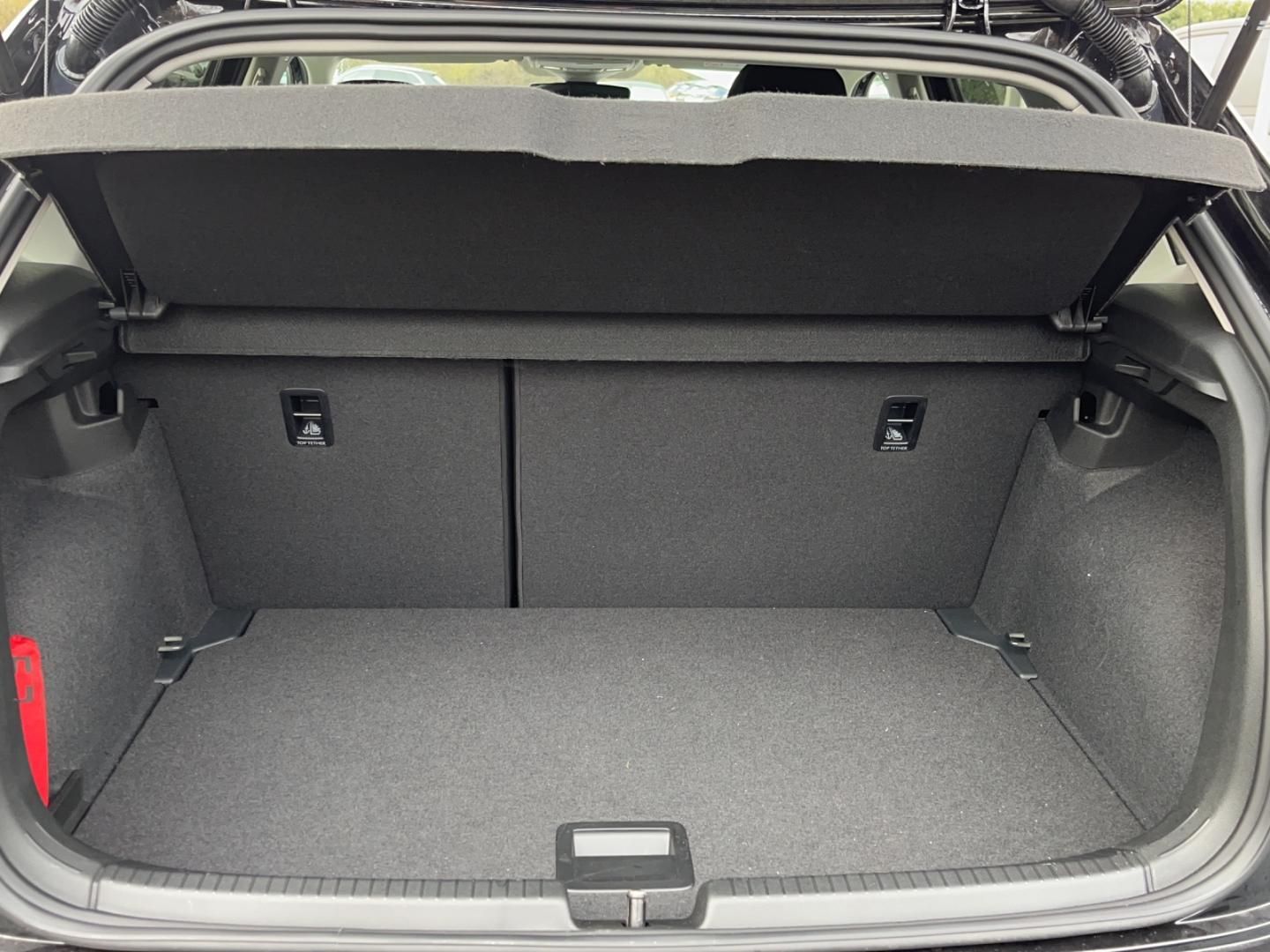 Fahrzeugabbildung Volkswagen Polo MOVE Move,LM-Felgen , App Connect,ZV,EFH,GJ