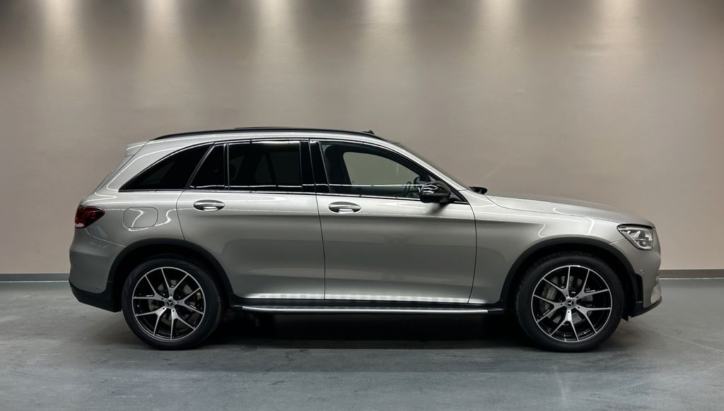 Mercedes-Benz GLC 300 GLC300 4M *AMG LINE*NIGHT*PANO*HD-U*360°*KEY-GO*