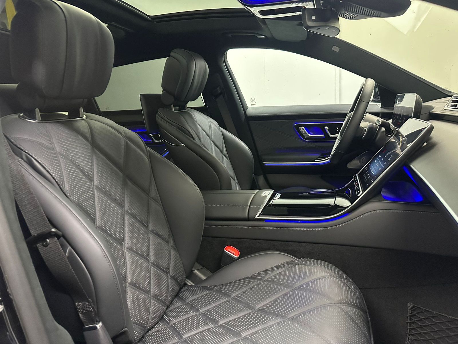 Fahrzeugabbildung Mercedes-Benz S 680 Maybach *PANORAMA*EXKLUSIV*Chaufferpaket*