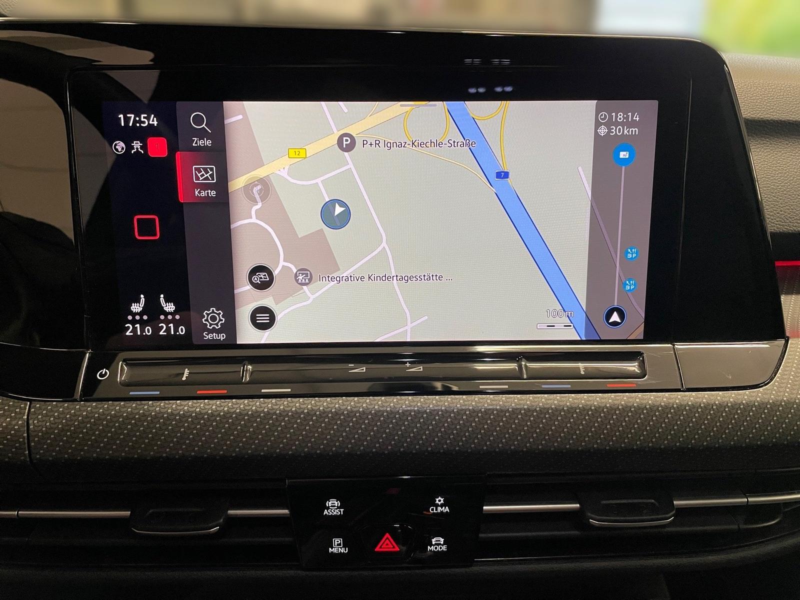 Volkswagen Golf VIII 1.5 eTSI R-Line *LED*KAMERA*NAVI*, миниатюра 11