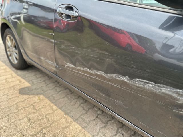 Toyota Yaris  1,0-l-Dual-VVT-i Edition-S *Unfall*