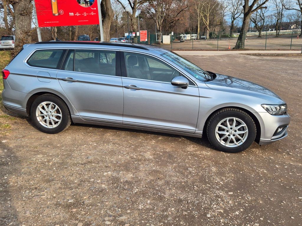 Image of Volkswagen Passat Variant