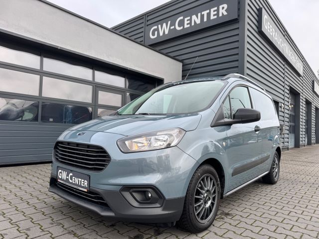 Ford Transit Courier / LED / Winter-Paket / PDC