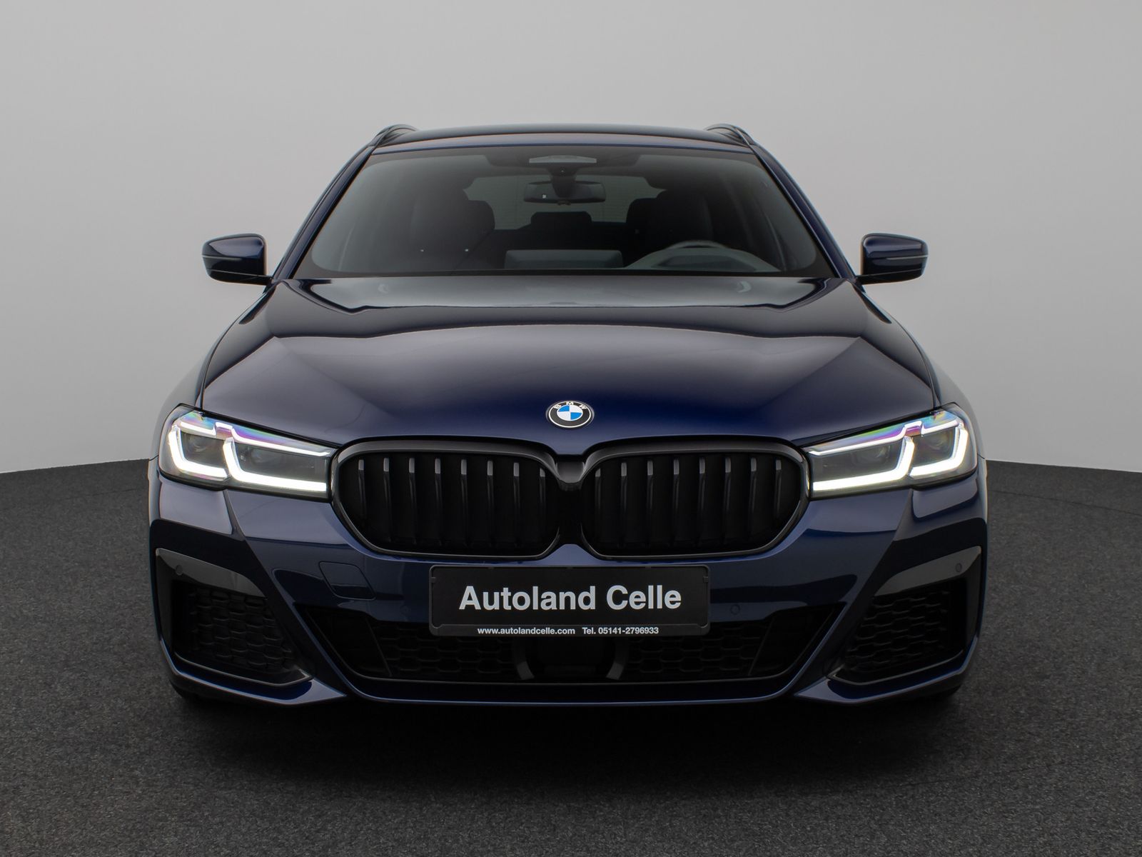 Fahrzeugabbildung BMW 530d xD M Sport Laser HUD DAB H/K ACC AHK Komfor