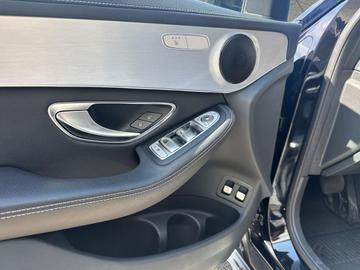 2015 Mercedes-BENZ GLC — миниатюра 11