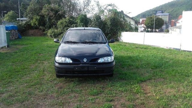 Renault Megane 1,4l Baujahr 1997 66000 Kil...