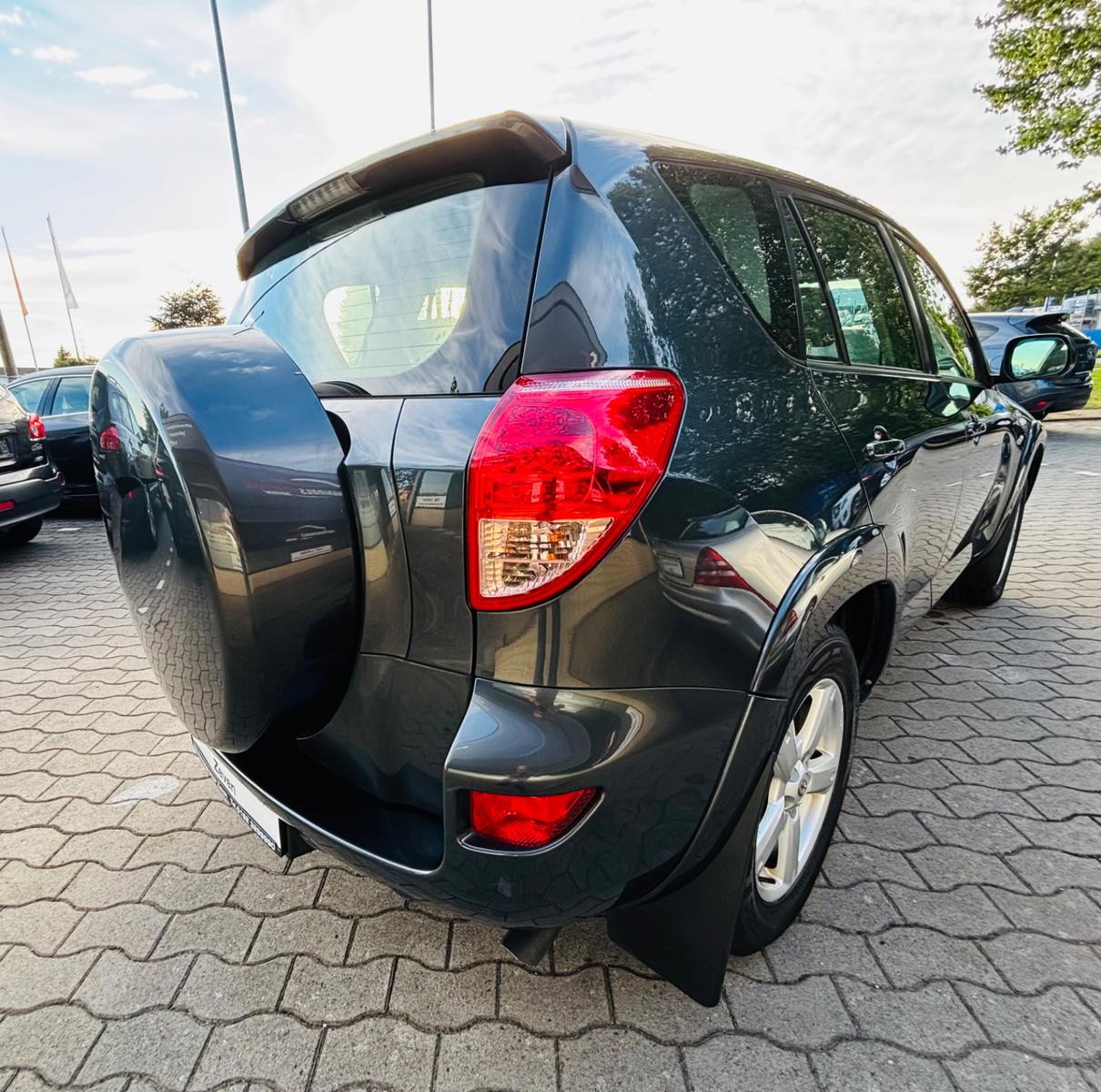 TOYOTA RAV 4 2.2D 177CH 4X4