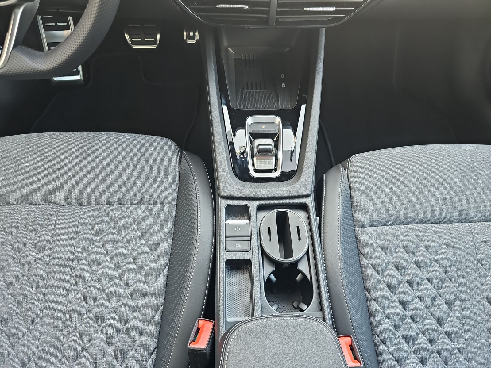 Fahrzeugabbildung SKODA Octavia Combi 1.5 TSI Sportline