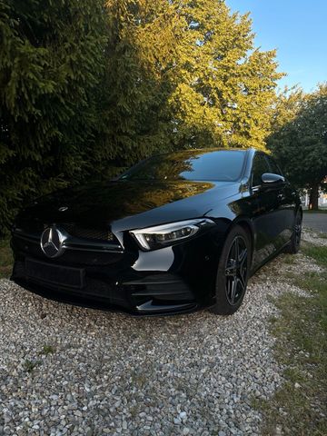 MERCEDES-BENZ Mercedes Benz A250 MultiBeam, Standheizung...