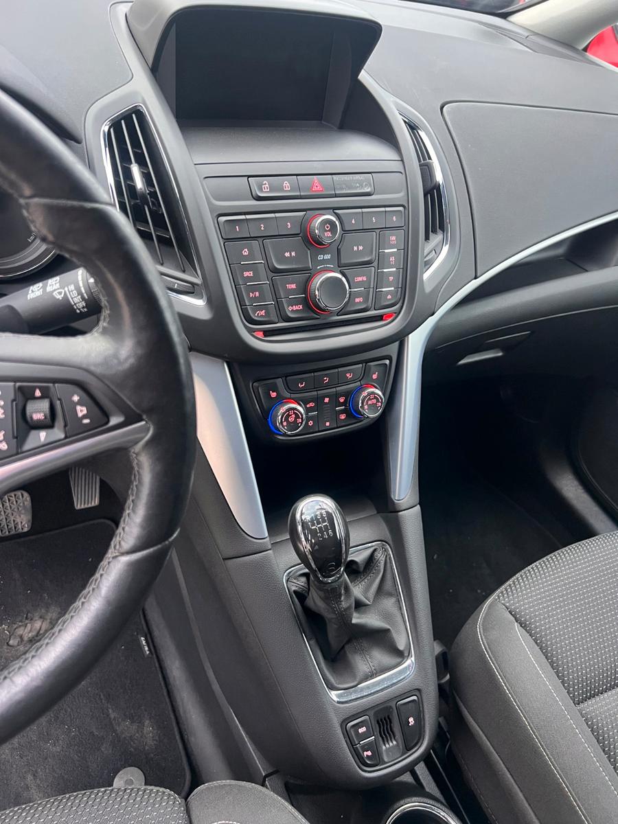 Opel Zafira C Tourer Klimaauto. SHZ Tempomat Tüv neu