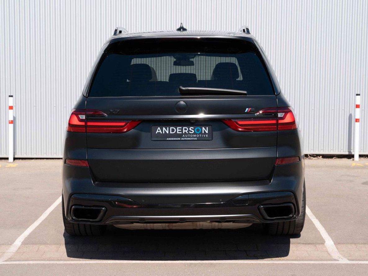Fahrzeugabbildung BMW X7 M50 i SPORT VOLL SHADOW LED TV CARBON 22"