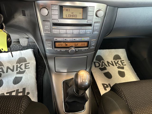 Toyota Avensis  1.8 Liftback