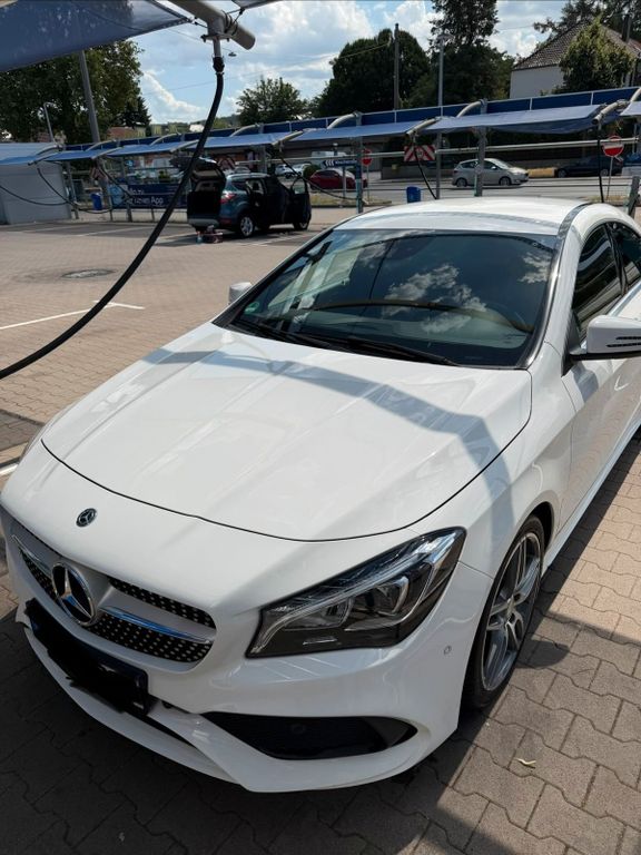 Image of Mercedes-Benz CLA 180