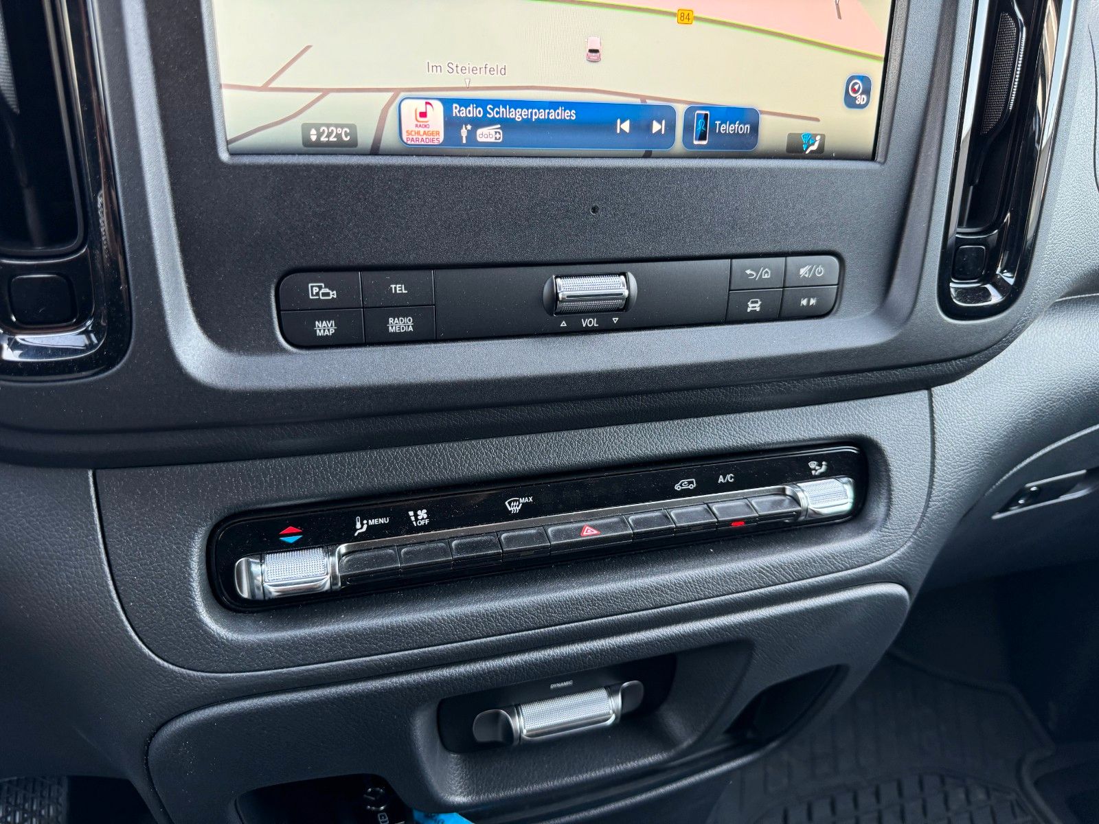 Fahrzeugabbildung Mercedes-Benz Vito 116 CDI 9G Klima AHK Heckklappe