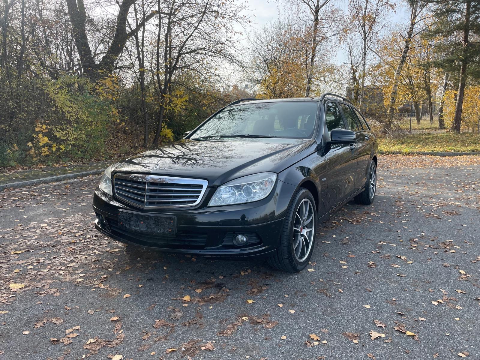 Mercedes-Benz C 180  C-Klaase T Kompressor BlueEffici