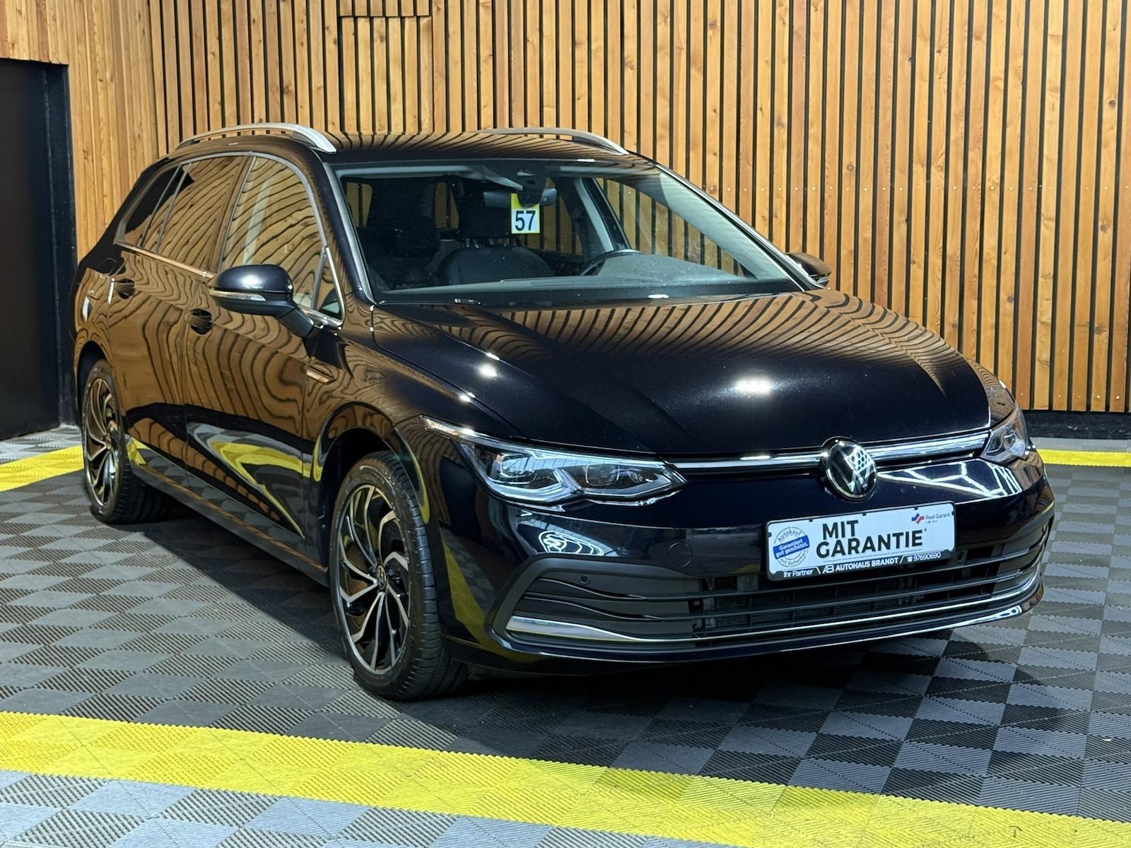 Volkswagen Golf Variant 2,0 TDI Style DSG *Navi*AHK*Matrix*