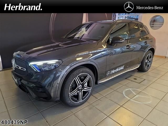 Mercedes-Benz GLC 200 4M +AMG+AHK+DIGITAL+DISTRONIC+PANO+