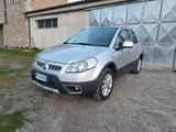 Fiat Sedici 2.0 MJT 16V DPF 4x4 Experience - silberne Fiat Sedici
