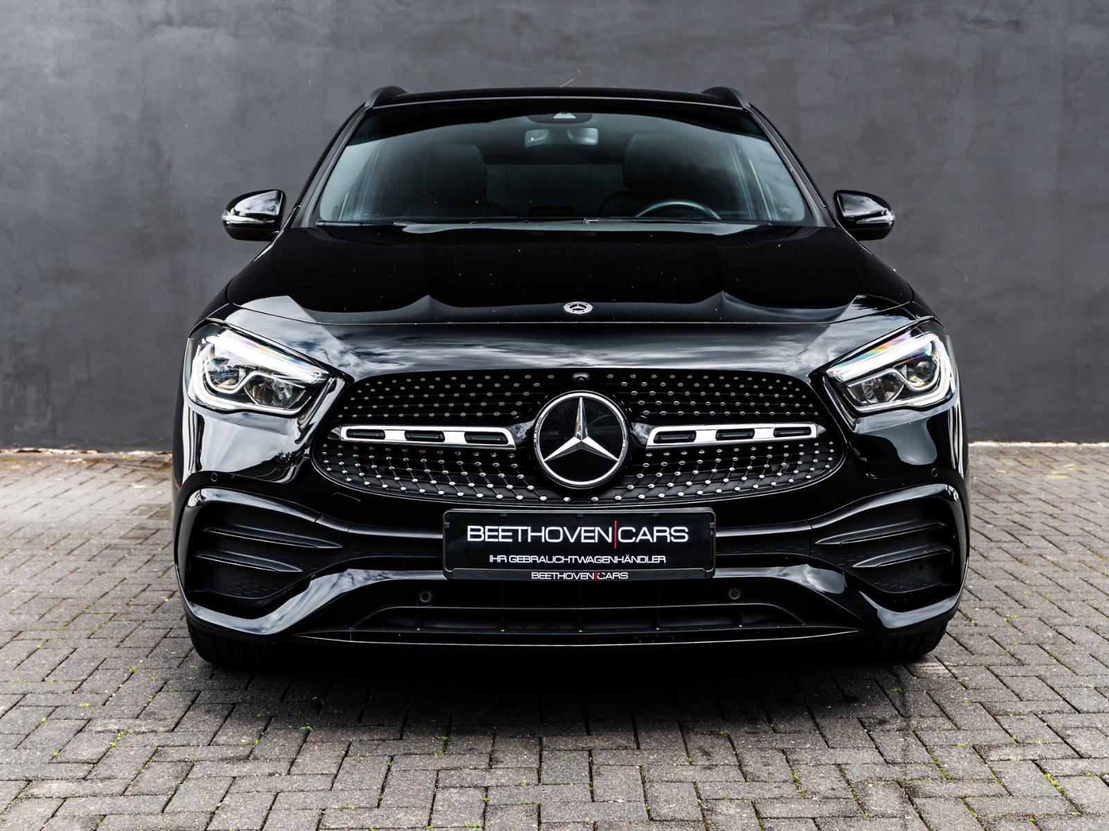 Mercedes-Benz GLA 220 d 4Matic neues Mod. Leder Navi AMG LINE