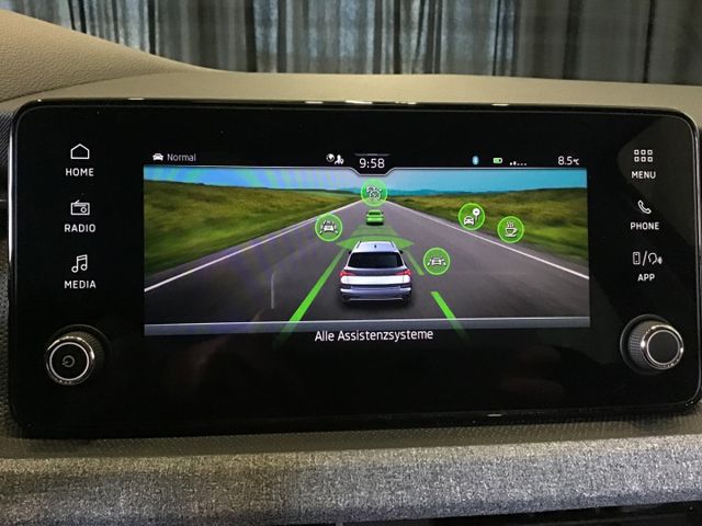 Fahrzeugabbildung Skoda Kamiq Selection 1.5 TSI DSG/ACC/LED/SmartLink