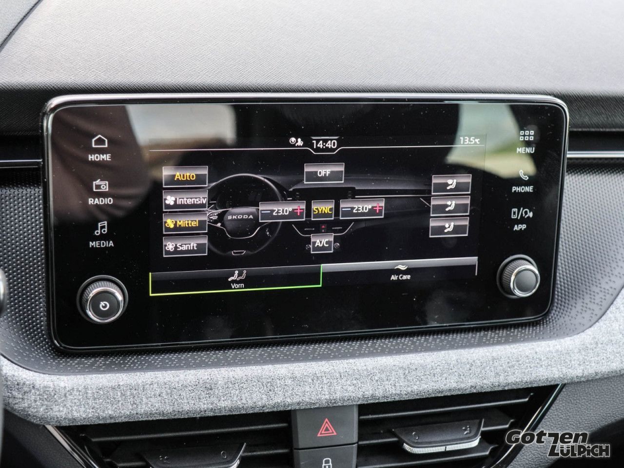 Fahrzeugabbildung SKODA Kamiq Edition 130 Jahre 1,0TSI DSG AHK PDC LED