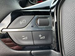 Foto Nummer 15: PEUGEOT 2008