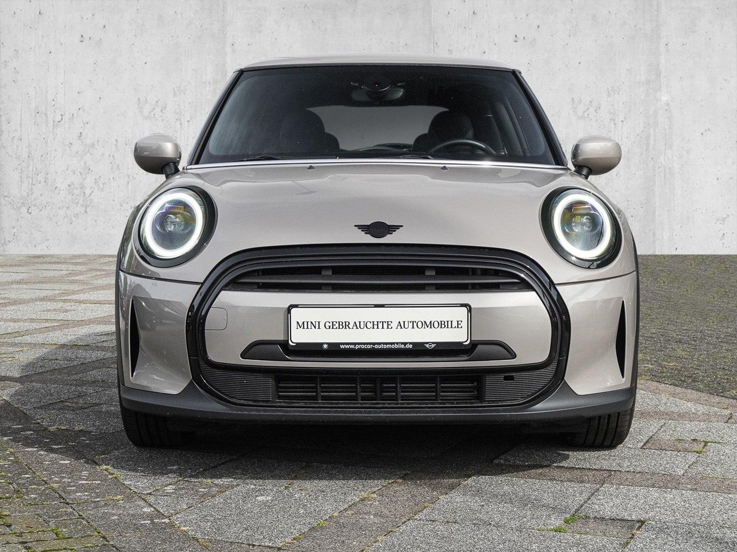 MINI One NAVI LED Sound Syst. PDC V+H DAB Tempomat