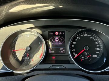 Volkswagen Passat Variant - 12