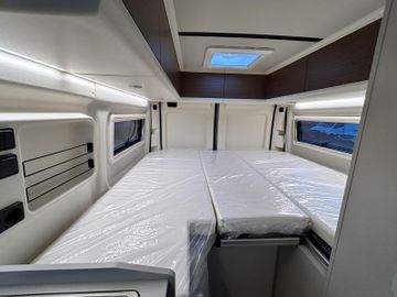 Westfalia Columbus 600 E 140 PS Automatik Skyview SOLAR