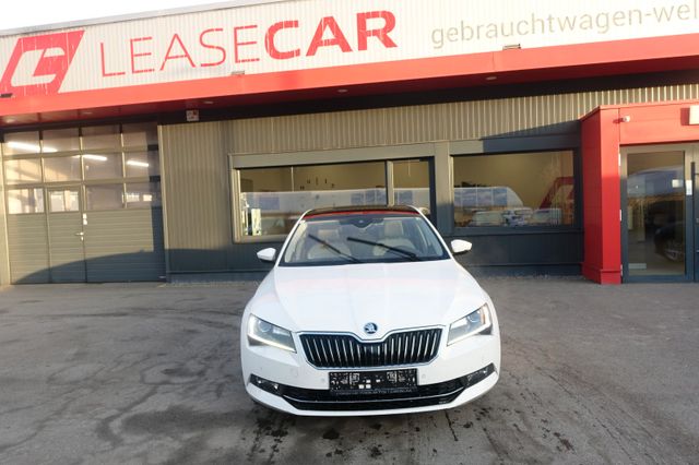 Skoda Superb Lim. Style 4x4 "SD,Leder" EXP € 10990.-