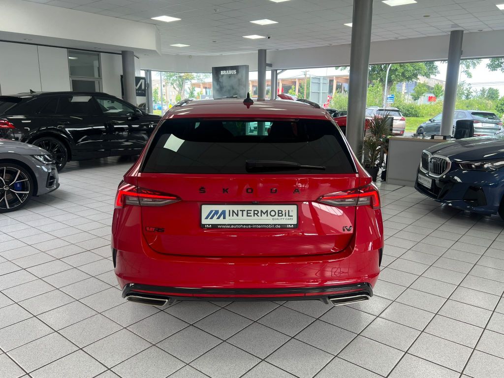 Skoda Octavia RS iV*LED*CANTON*pACC*HUD*KEYL*DCC*TOTW*