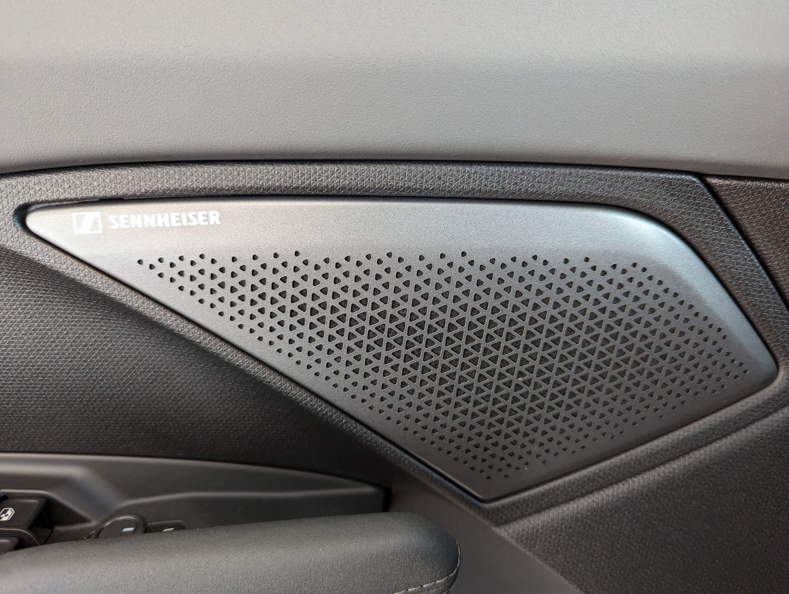 CUPRA Terramar 1.5eTSI HUD DCC Matrix Pano Sennh. 20" - Image 24