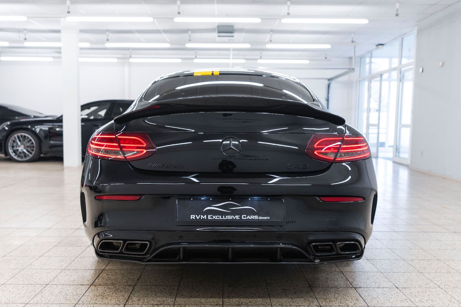 Fahrzeugabbildung Mercedes-Benz C 43 AMG C63 Optik BURMESTER CARBON KAM LED NAV