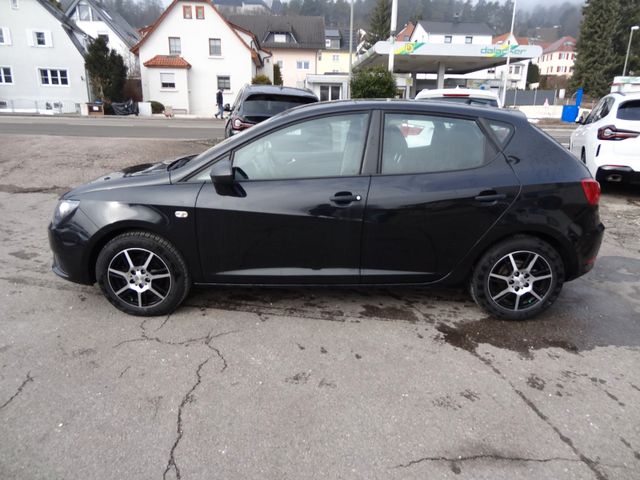 Fahrzeugabbildung Seat Ibiza Lim. Reference Salsa/57TKM/2.Hd/