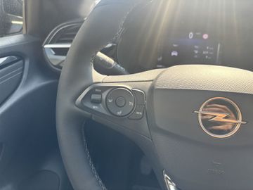 Bild 15 Opel Corsa 1.2 GS NAVI/PDC V+H+CAM/KlimaAT/Keyless