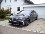 BMW 745Le xDrive M Sportpaket 3xTV/Sky-Lounge/Laser - BMW 745 aus 2021